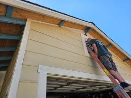 Siding Removal and Disposal in Kent, OH